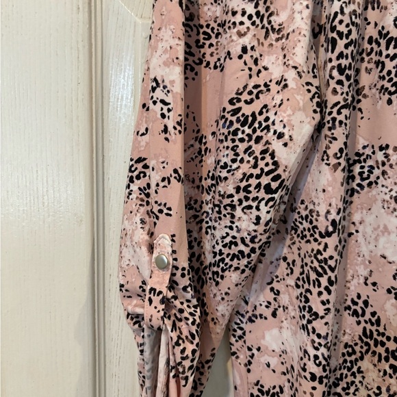 NWOT Notations Pink and Black Leopard Design. - Picture 4 of 5